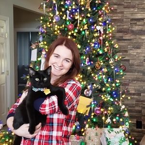 Meet your Posher, Caitlyn